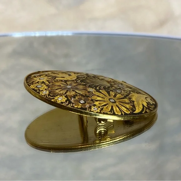 Vintage EUC Damascene Brooch/pin Gorgeous Engraving with a Rhinestone Look